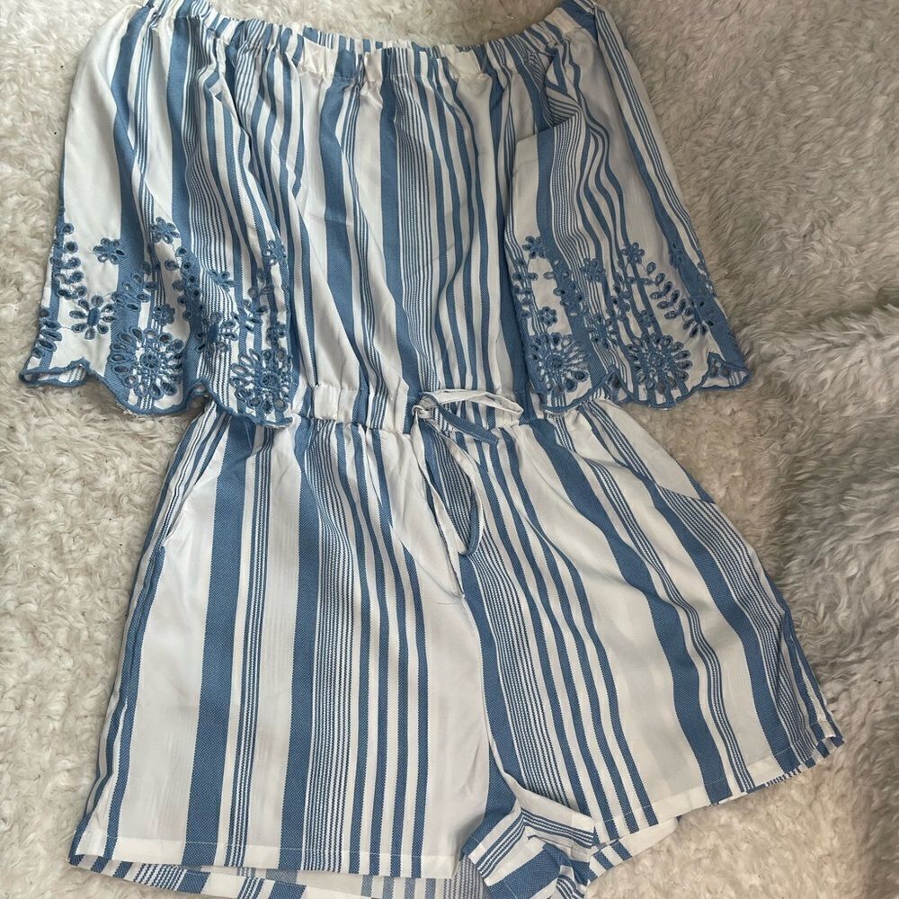 NWTStyle House Romper Ivory&Blue straps off shoulder embroidery sleeves SZM